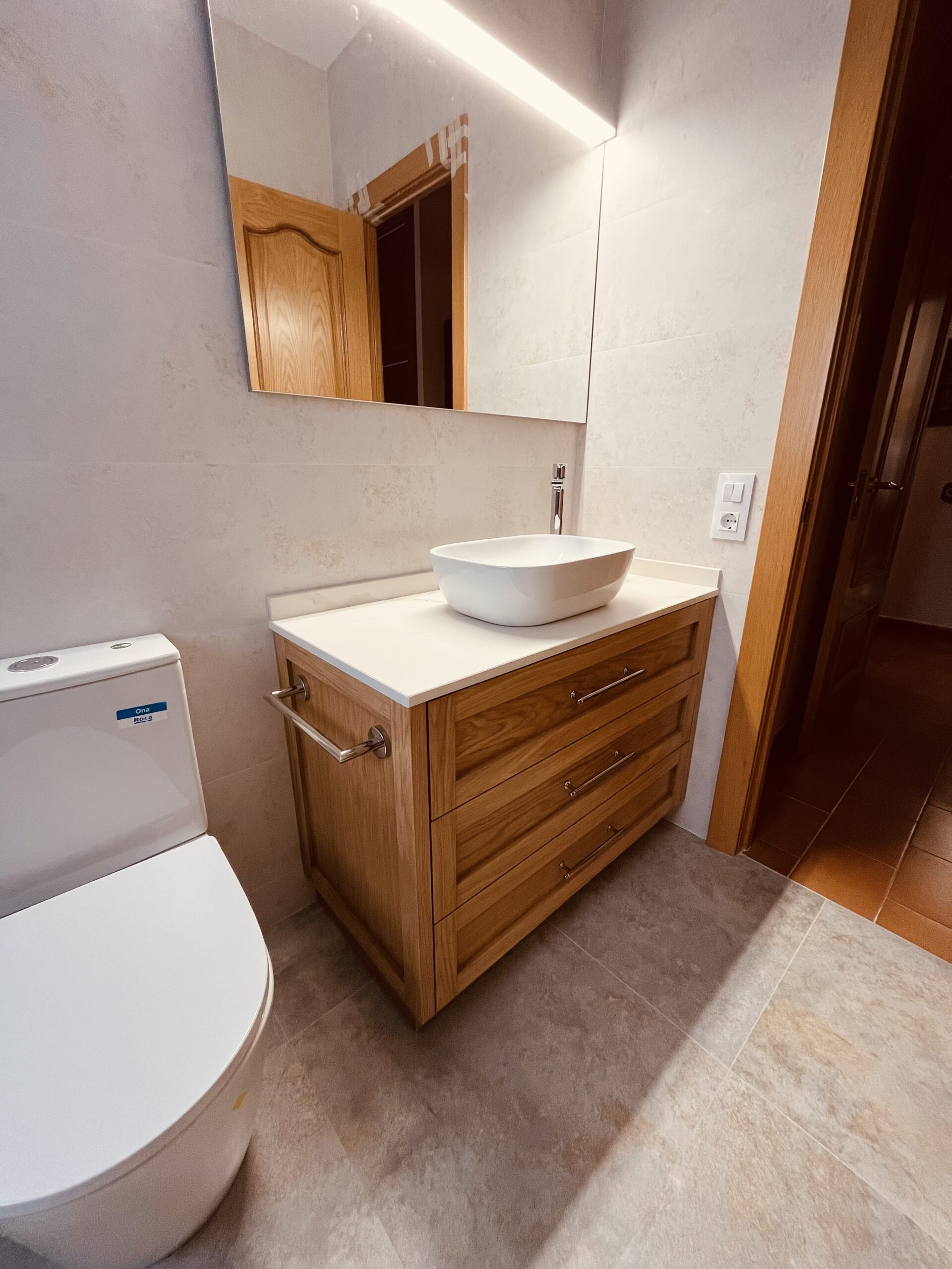 Mueble de Baño Roble barnizado